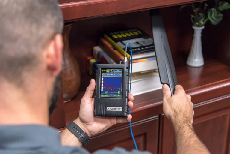 Böcek Arama Cihazları